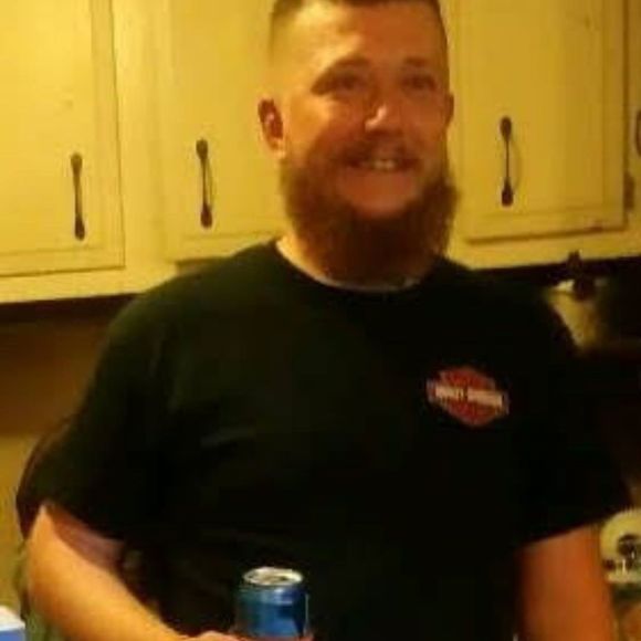 Meet your Posher, Alex - Picture 1 of 1